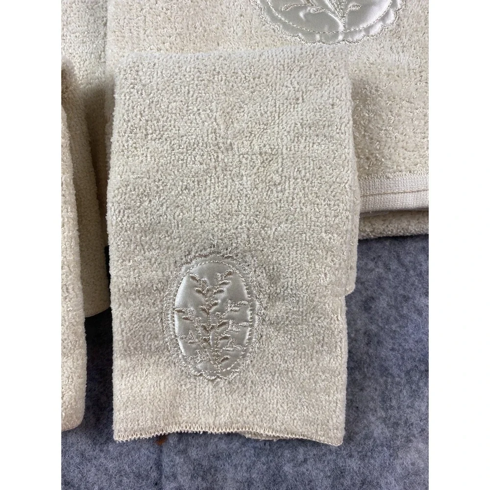 VTG Cannon 4pc Set‎ Bath Towel Hand Wash Cloth Embroidered Floral Monogram 